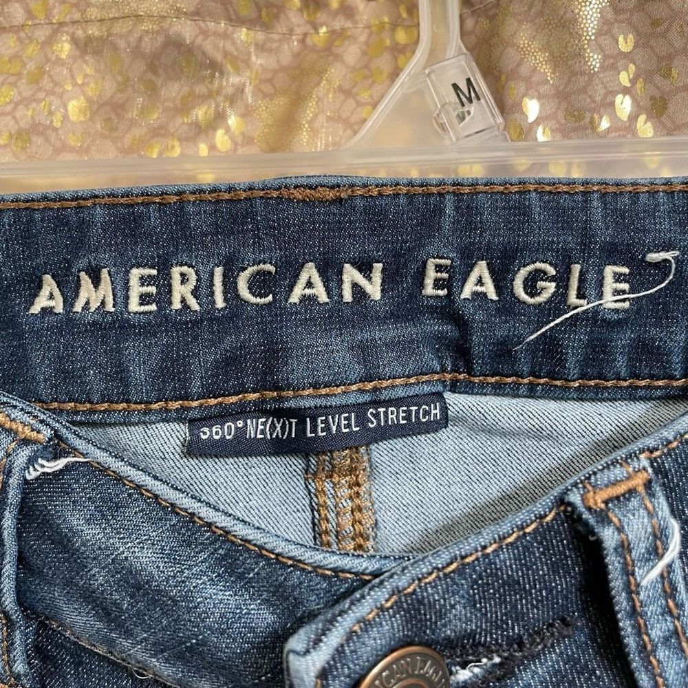 American Eagle Stretch Distressed Patched Dark Wash Hi Rise Jeggings, Size 2 - Picture 5 of 7